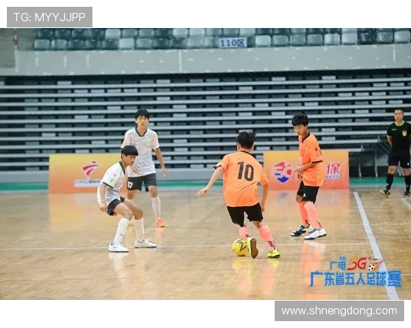 五月盛典足球明星齐庆生共同祝福与荣耀交织的时刻