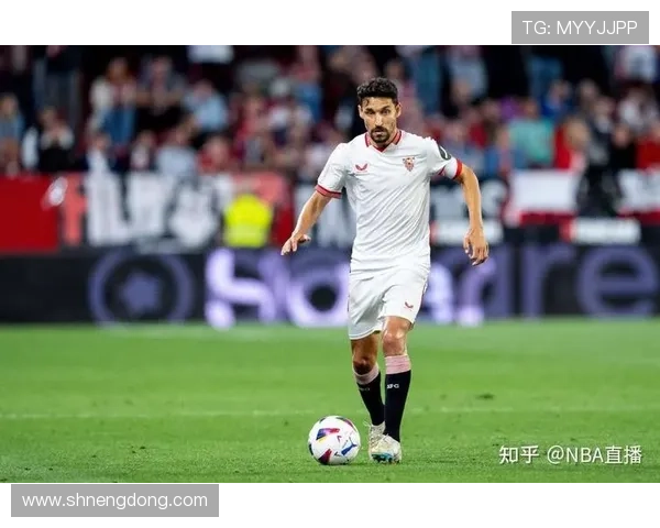 从青涩少年到绿茵传奇足球明星的成长之路与奋斗故事